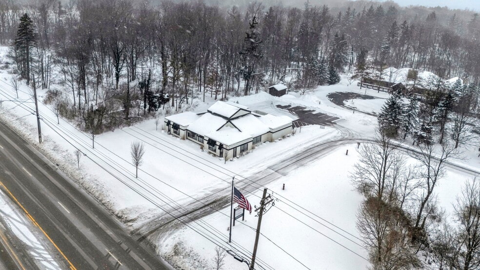 More Photos Of 1929 E Royalton Rd, Broadview Heights Office For Lease