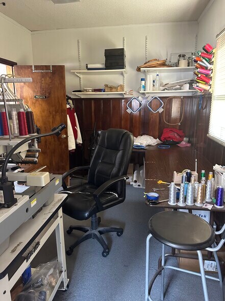 More Photos Of 56 E Jefferson St, Spencer Warehouse For Sale