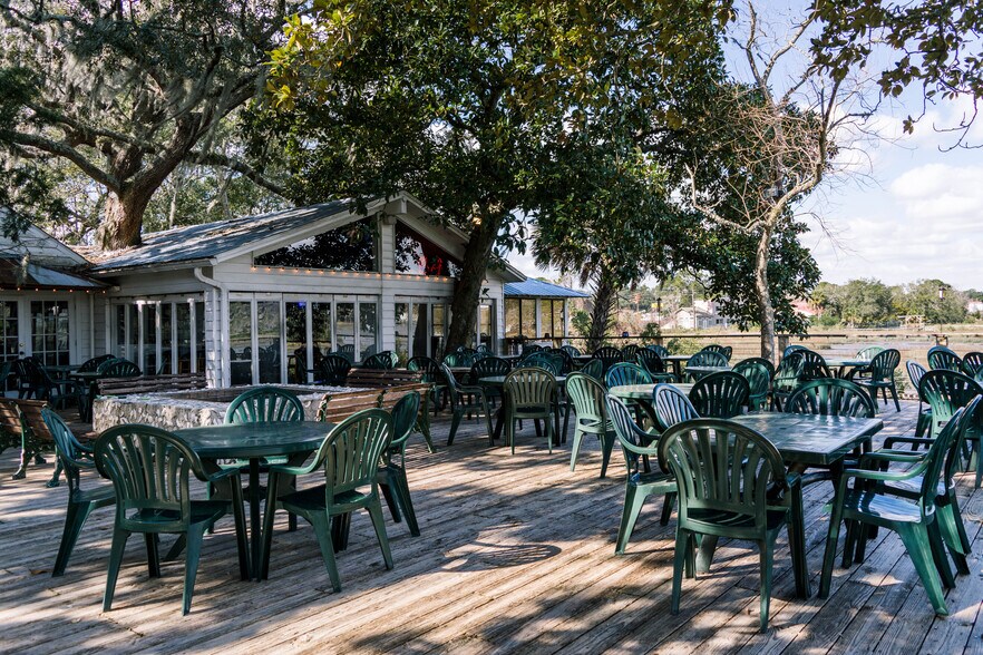 More Photos Of 160 Nix Boat Yard Rd, Saint Augustine Restaurant For Sale