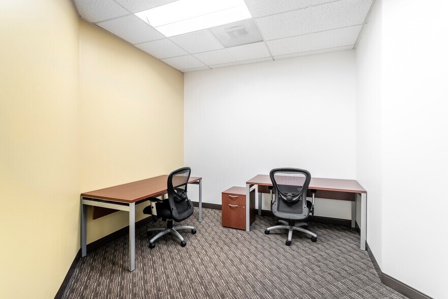 More Photos Of 6 Centerpointe Dr, La Palma Coworking Space