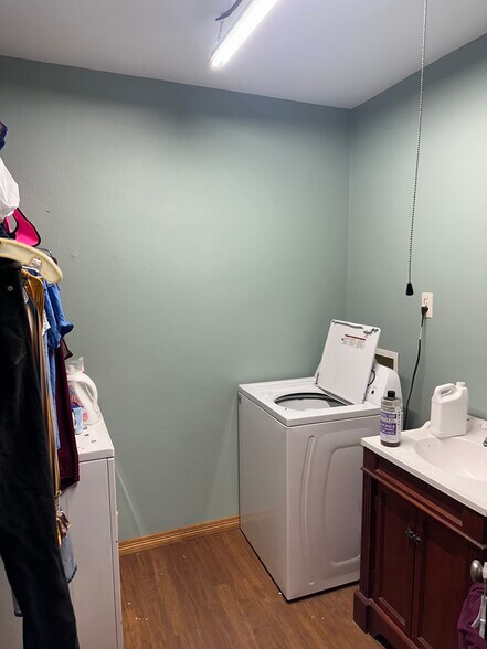 More Photos Of 18 S Alvin Ailey St, Rogers Freestanding For Sale