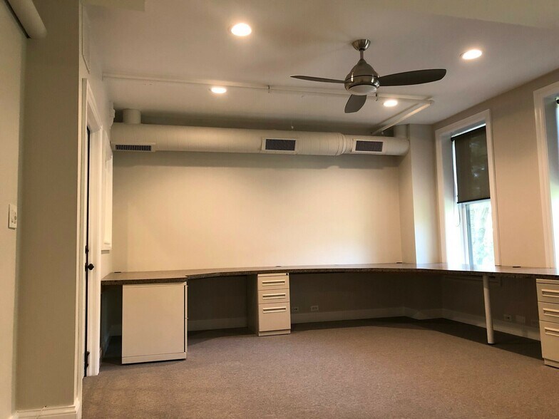 More Photos Of 1725 N Burling St, Chicago Loft Creative Space For Sale