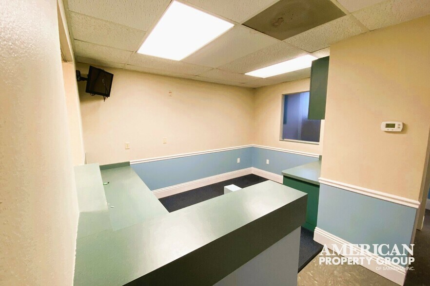 More Photos Of 201 4th Ave, Bradenton Medical For Sale