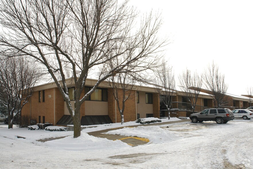 More Photos Of 7111 A St, Lincoln Office For Lease