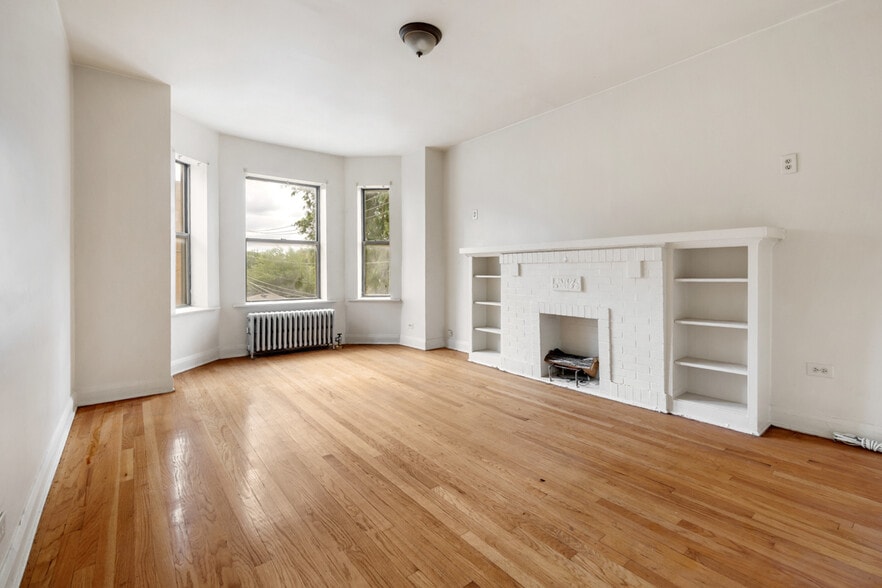 More Photos Of 5501 W Quincy St, Chicago Apartments For Sale