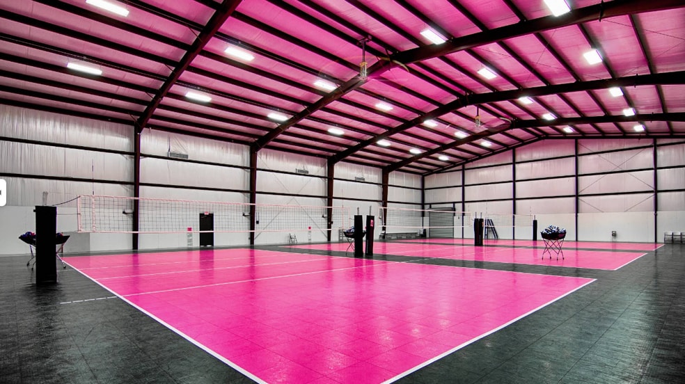 More Photos Of 33204 Magnolia Cir, Magnolia Sports And Entertainment For Sale