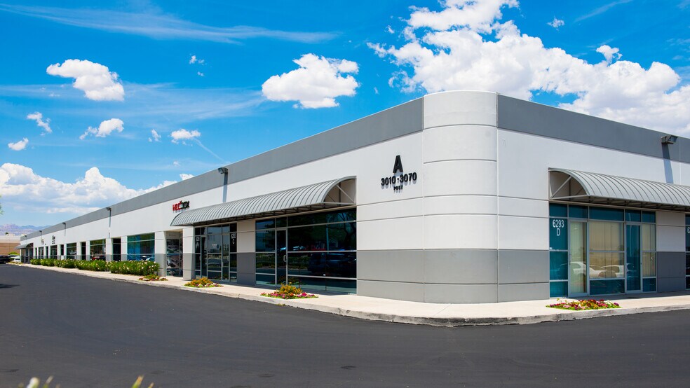 More Photos Of 6263-6281 Dean Martin Dr, Las Vegas Showroom For Lease