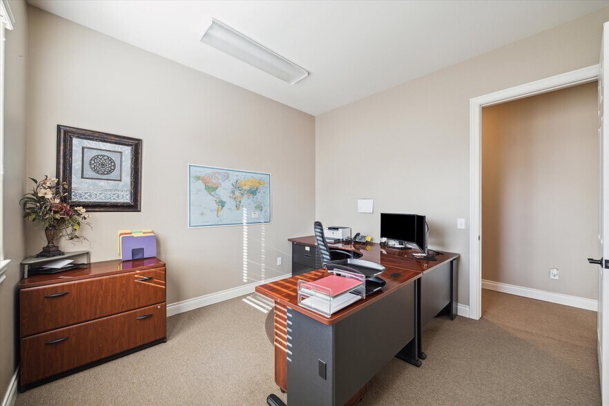 More Photos Of 435 Mason Park Blvd, Katy Loft Creative Space For Sale