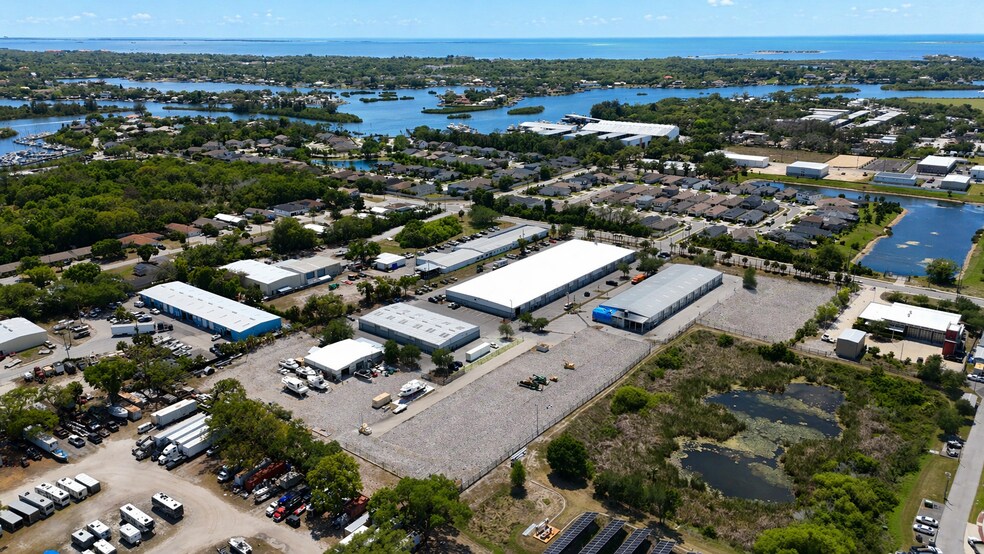 More Photos Of 1500 L and R Industrial Blvd, Tarpon Springs Warehouse For Lease