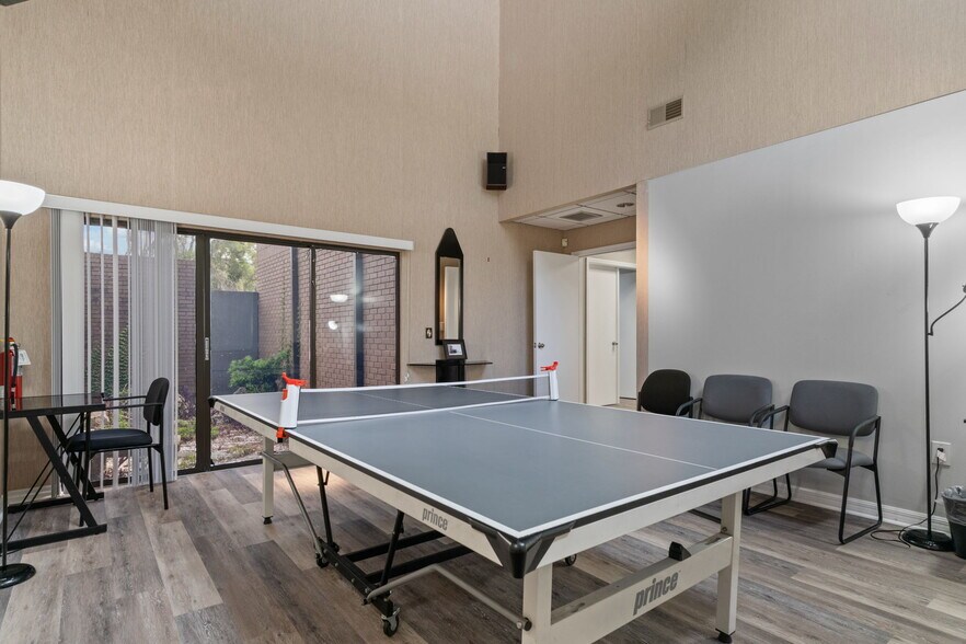 More Photos Of 315 Howell Ave, Brooksville Loft Creative Space For Sale