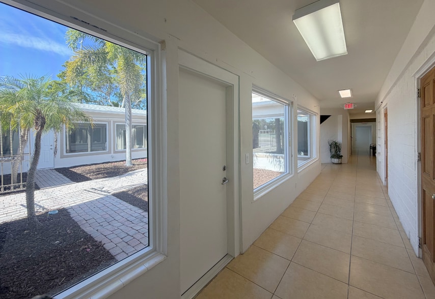 More Photos Of 3600 Broadway, West Palm Beach Loft Creative Space For Lease