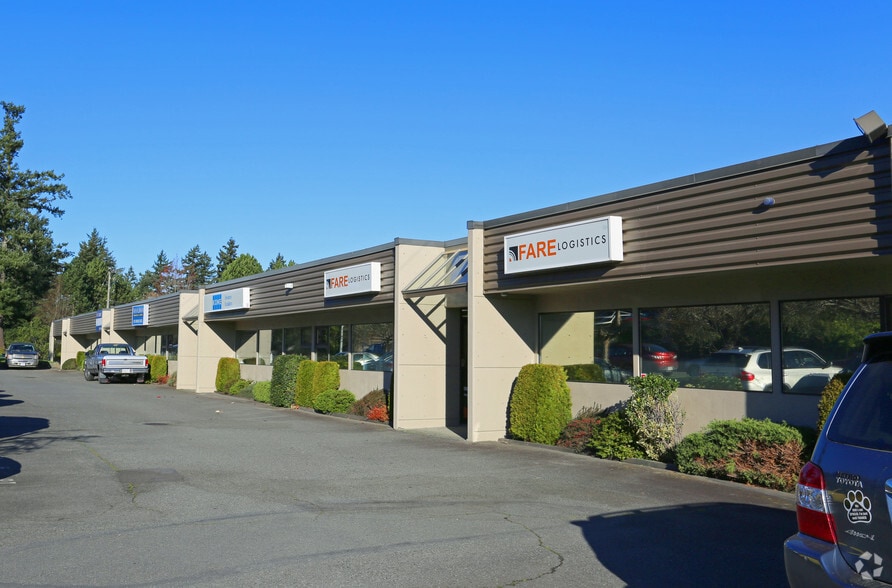 More Photos Of 4223 Commerce Cir, Saanich Warehouse For Lease