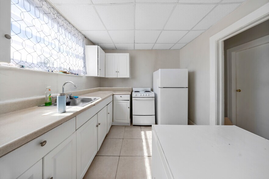 More Photos Of 1520 NW 1st St, Miami Apartments For Sale