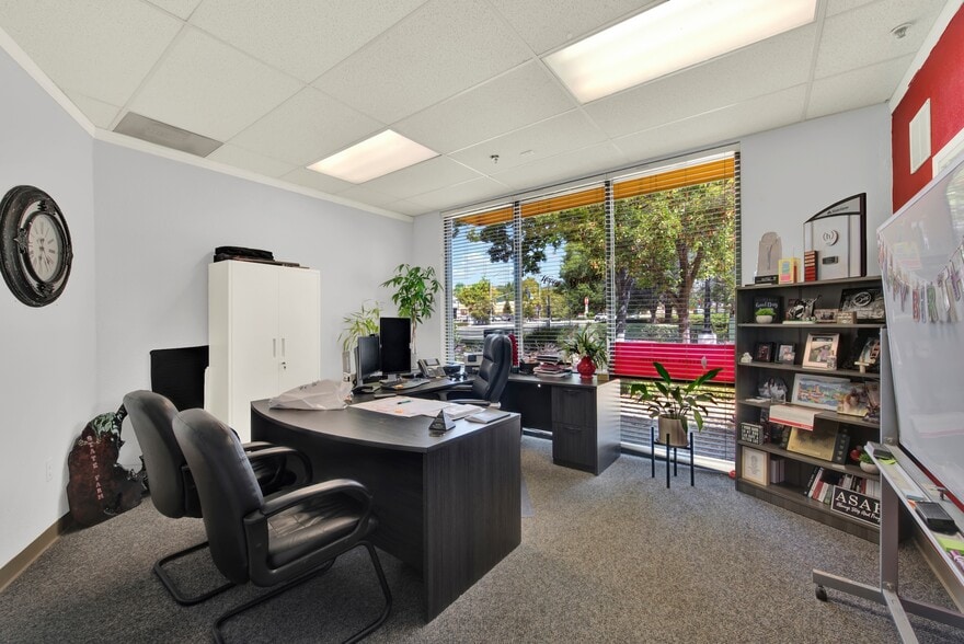 More Photos Of 3338 N Texas St, Fairfield Freestanding For Sale
