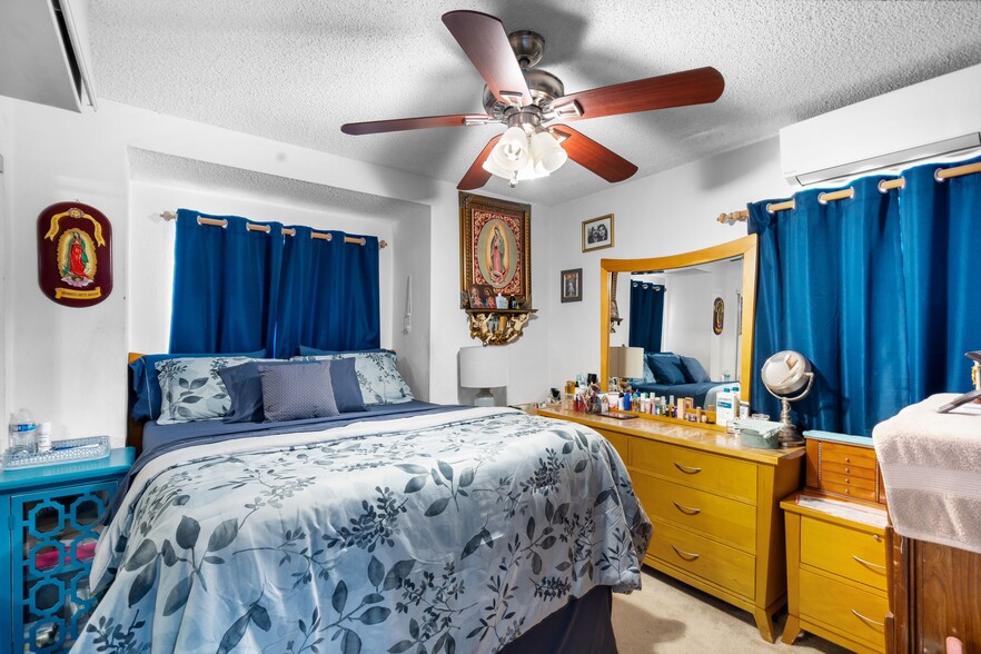 More Photos Of 7969 Mission Gorge Rd, Santee Auto Repair For Sale