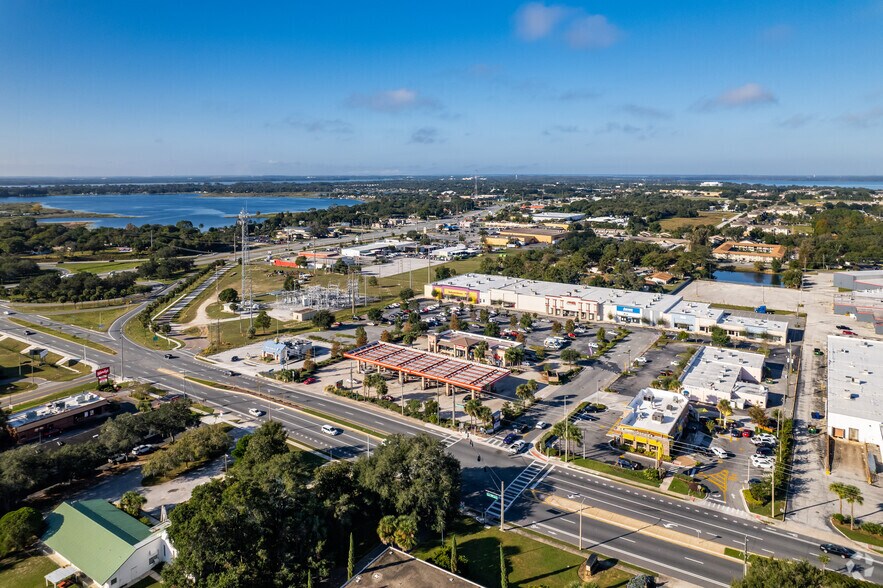 More Photos Of 2816-2830 S Bay St, Eustis General Retail For Lease