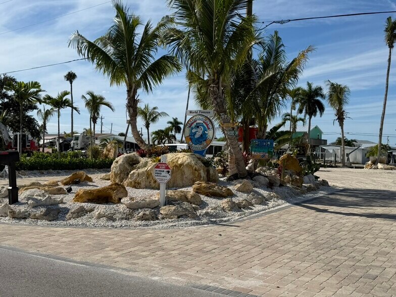 More Photos Of 2921 Sanibel Blvd, Saint James City Land For Sale