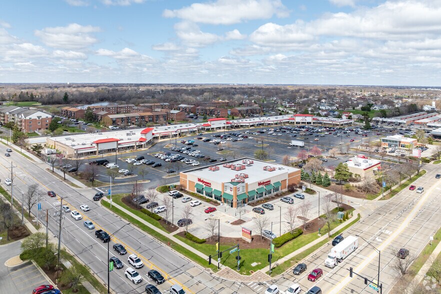 More Photos Of 1090-1170 S Roselle Rd, Schaumburg Storefront For Lease