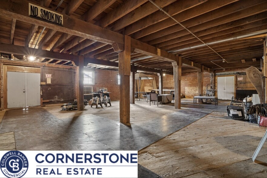 More Photos Of 350 N Kimball St, Casper Flex For Sale