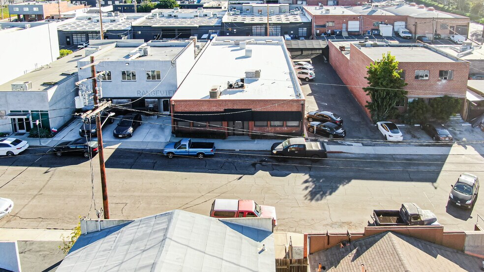 More Photos Of 120 Penn St, El Segundo Warehouse For Lease