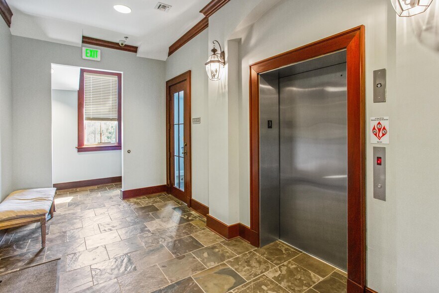 More Photos Of 141 E Mack Bayou Loop, Santa Rosa Beach Medical For Lease