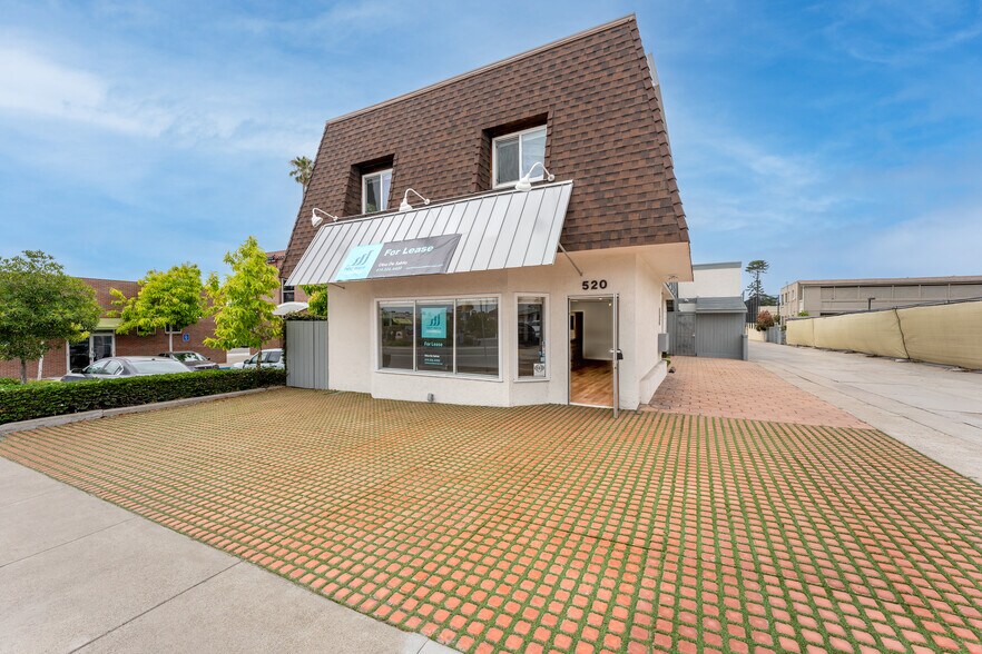 Primary Photo Of 520 Pearl St, La Jolla Storefront Retail Residential For Lease