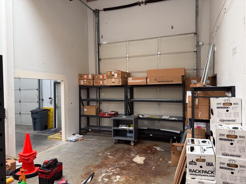 More Photos Of 27350 SW 95th Ave, Wilsonville Research And Development For Lease