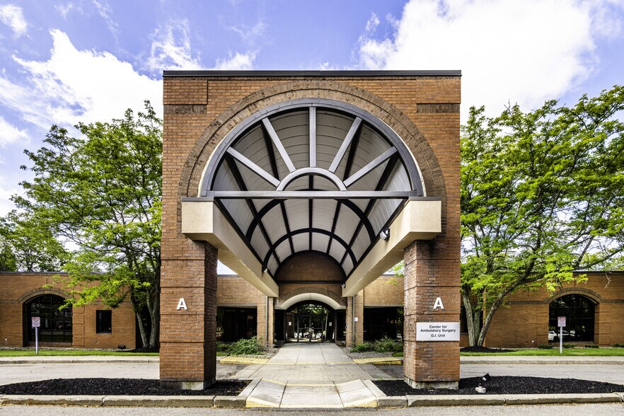 More Photos Of 550 Orchard Park Rd, West Seneca Medical For Lease