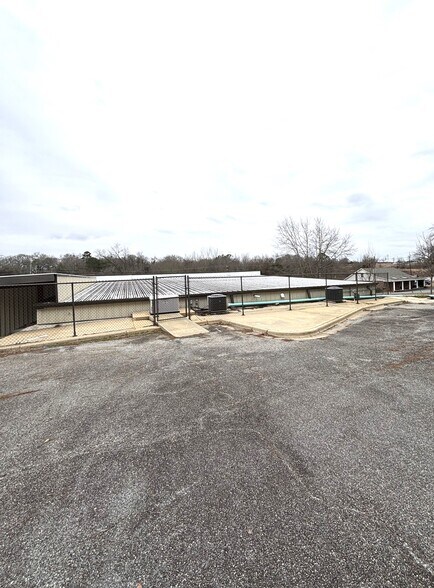More Photos Of 629 E Forsyth St, Americus Office For Sale