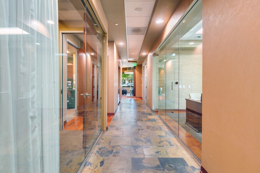 More Photos Of , Ontario Office For Sale