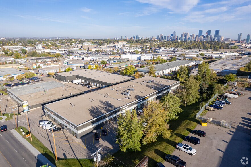 More Photos Of 518-552 42nd Ave SE, Calgary Flex For Lease