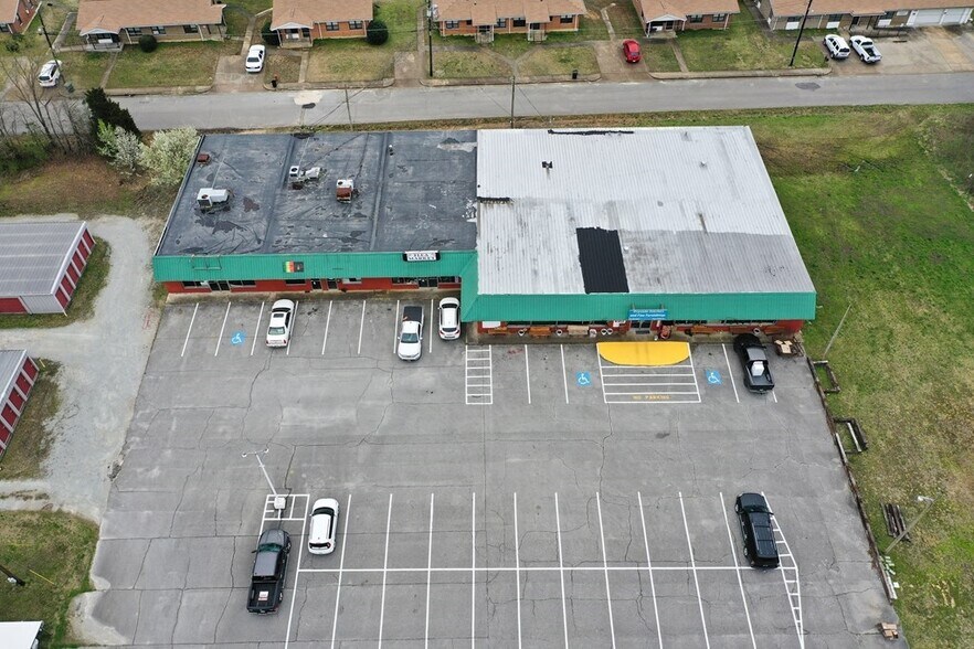 More Photos Of 20310 Main St E, Huntingdon Storefront For Sale