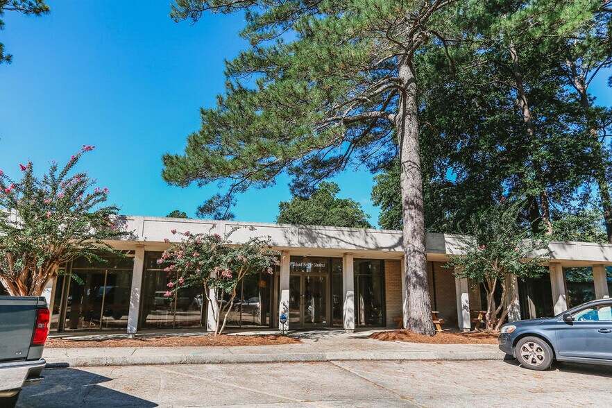 More Photos Of 130 Lexington Ln, Southern Pines Office For Sale