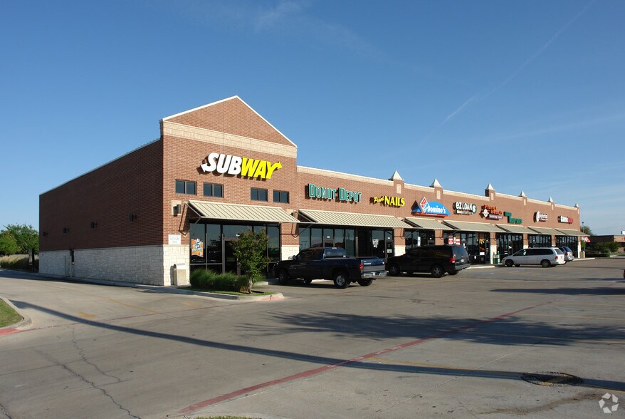 More Photos Of 1035 N Highway 77, Waxahachie Unknown For Lease