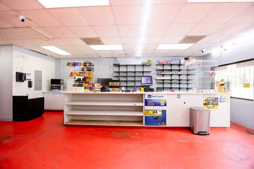 More Photos Of 910 Prospect St, High Point Convenience Store For Lease