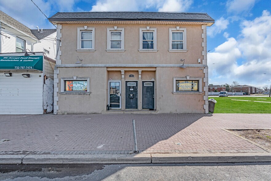 More Photos Of 40 Carr Ave, Keansburg Office Residential For Lease