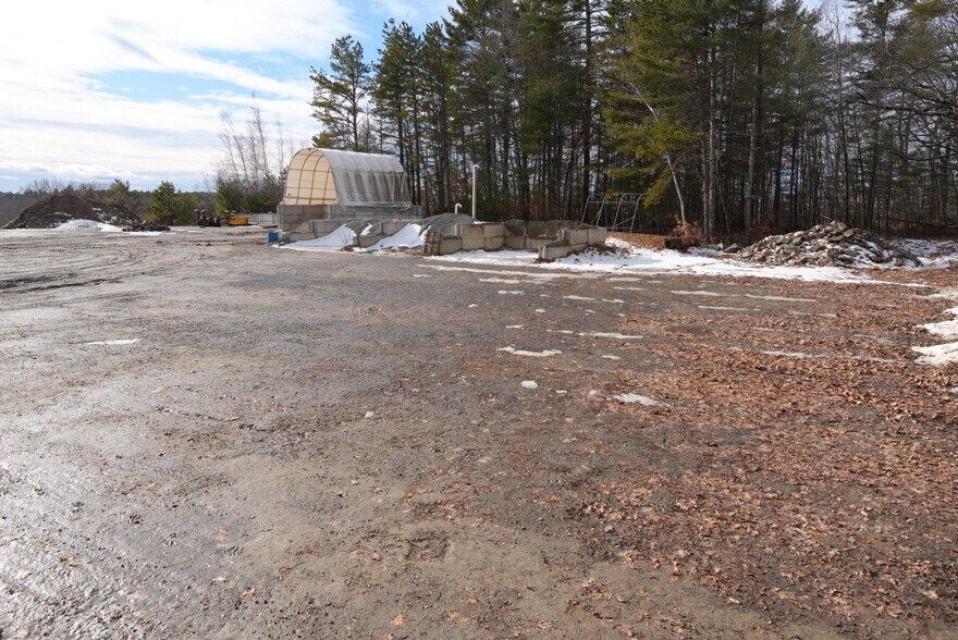 More Photos Of 454 Wadleigh Falls Rd, Newmarket Industrial For Lease