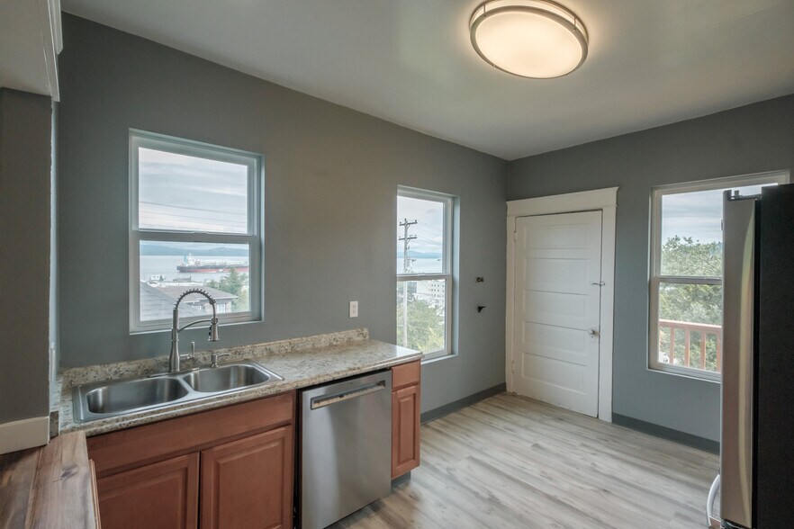 More Photos Of 640 8th St, Astoria Apartments For Sale