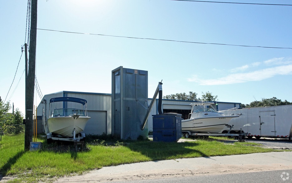 More Photos Of 1170 Mahogany Mill Rd, Pensacola Warehouse For Sale