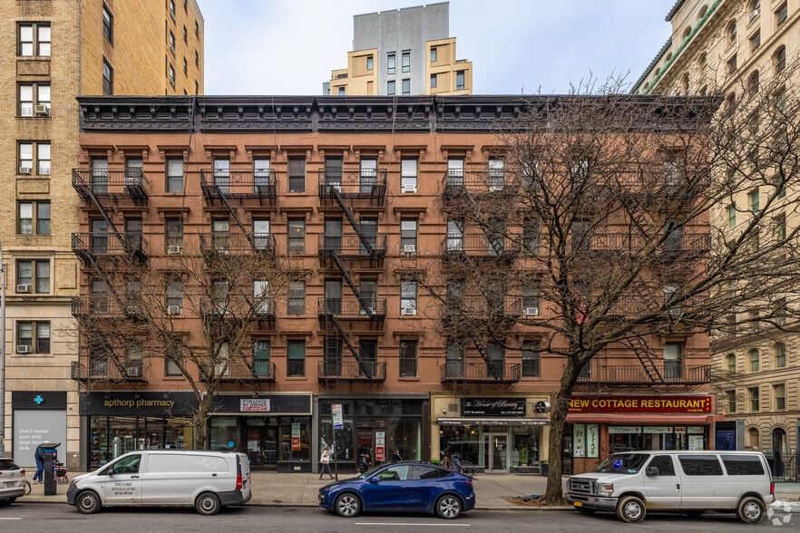 More Photos Of 2193-2195 Broadway, New York Apartments For Lease