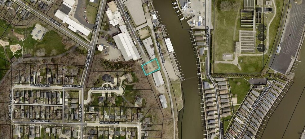 More Photos Of 521 Langley Ave, Saint Joseph Industrial For Sale