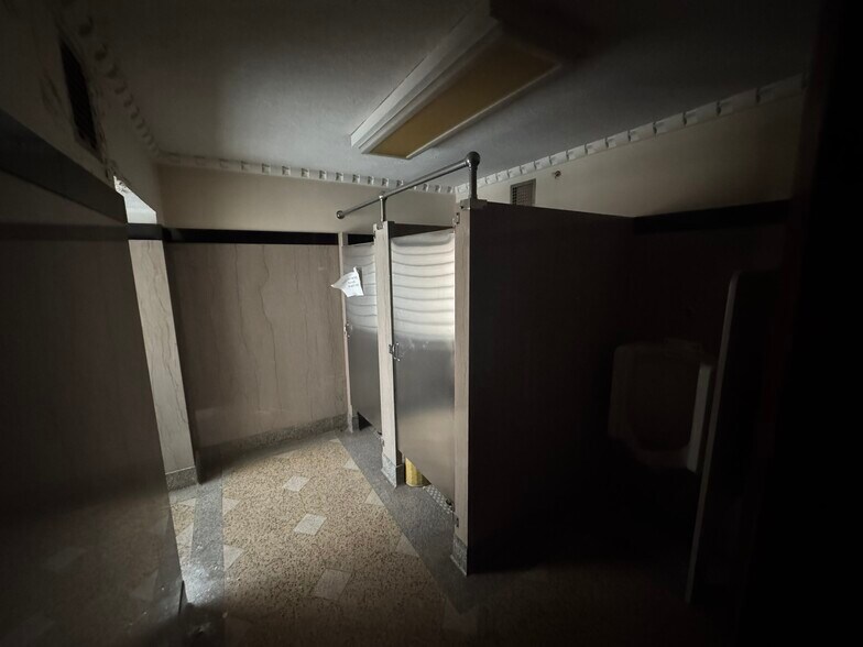 More Photos Of 140 Public Sq, Cleveland Apartments For Sale