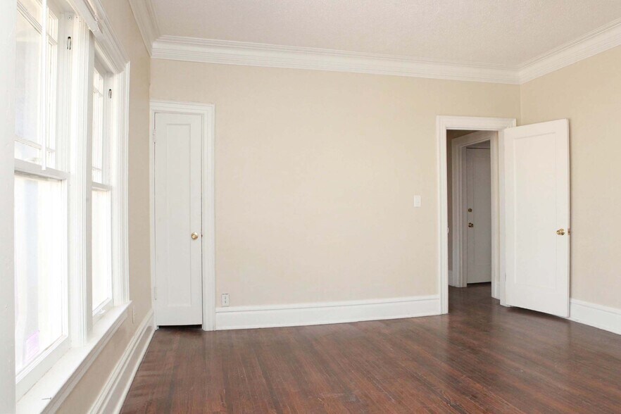 More Photos Of 1629 S Peoria Ave, Tulsa Loft Creative Space For Lease