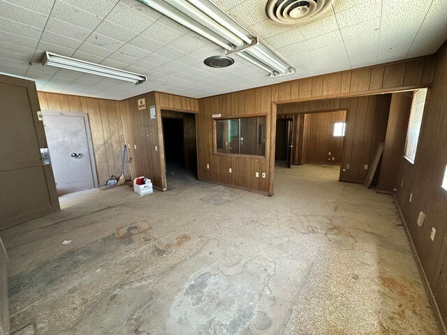 More Photos Of 601 S Lovekin Blvd, Blythe Warehouse For Sale