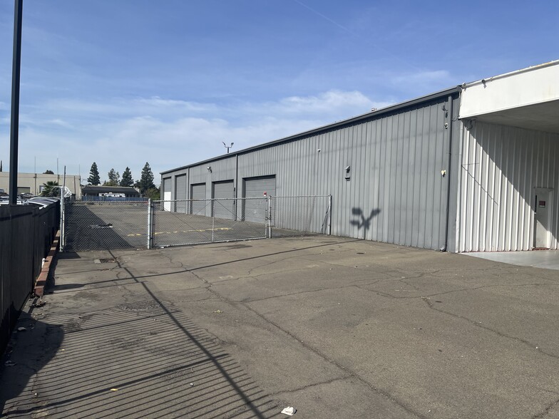 More Photos Of 1757-1761 Fulton Ave, Sacramento Auto Dealership For Sale