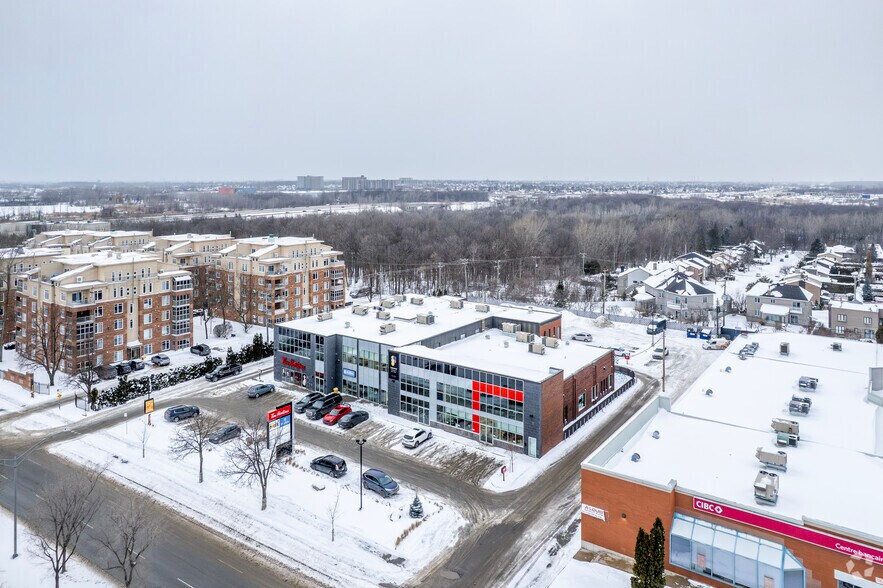 More Photos Of 2475 Bd St Martin Est Laval Quebec, Laval Office Residential For Sale