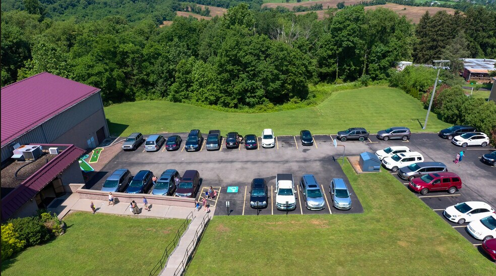 More Photos Of 690 Morgantown Rd, Uniontown Religious Facility For Sale
