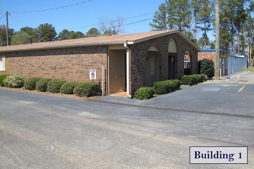 More Photos Of 951 Carl Vinson Pky, Centerville Warehouse For Sale