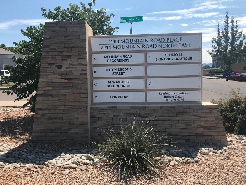 More Photos Of 1209 Mountain Road Pl NE, Albuquerque Office For Sale