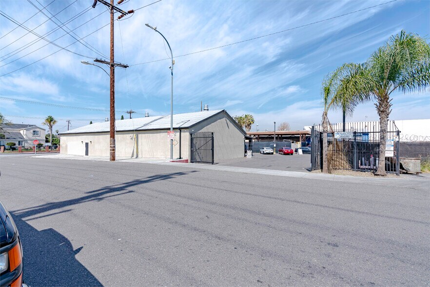More Photos Of 6136-6142 Walker Ave, Maywood Warehouse For Sale